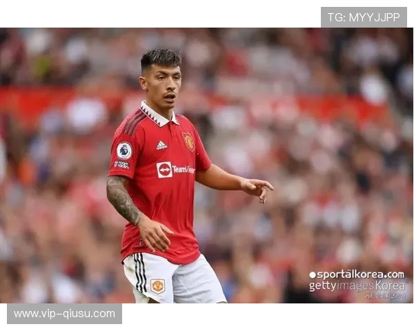 马丁内斯复出传球成功率95% 助曼联防守体系焕然一新